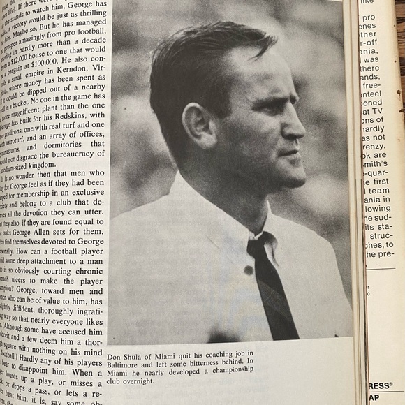 History of Pro Football by Robert Smith - Picture 6 of 9